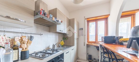 2 rooms Apartment in Rome, Italy No. 26310 13