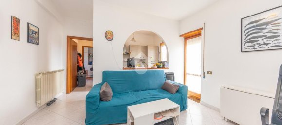 2 rooms Apartment in Rome, Italy No. 26310 9