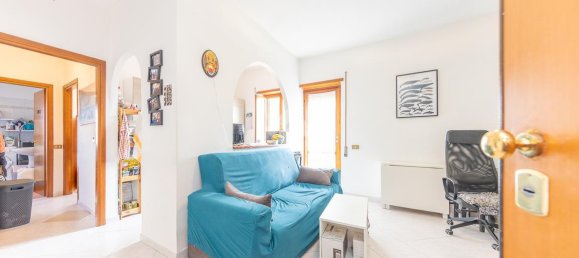 2 rooms Apartment in Rome, Italy No. 26310 7