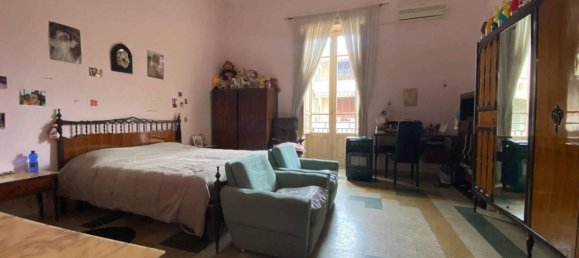 Casa de 8 habitaciónes en Torregrotta, Italy No. 72462 27