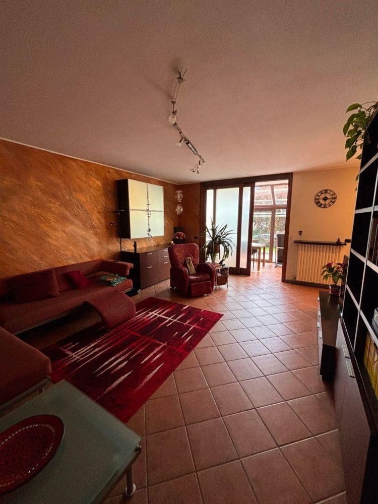 4-salle Villa à Binago, Italy No. 333700