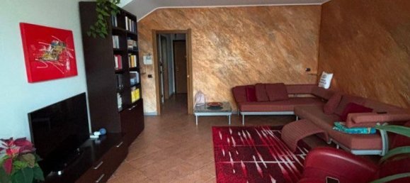 4-salle Villa à Binago, Italy No. 333700 3