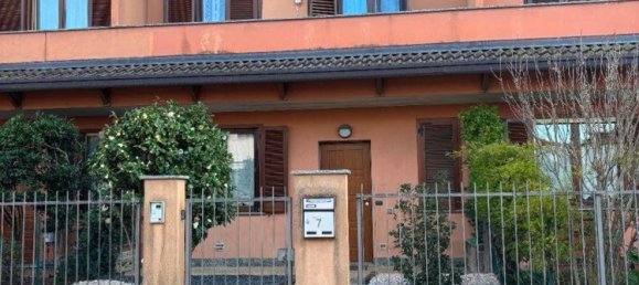 4-salle Villa à Binago, Italy No. 333700 33