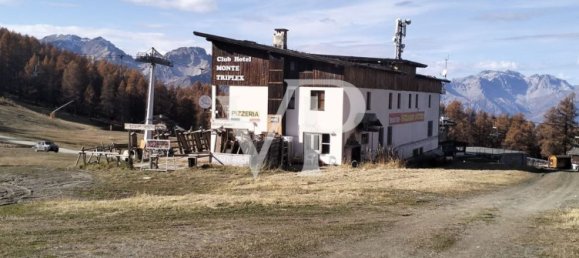 2145m² Commercial property in Sauze d'Oulx, Italy No. 290702 10