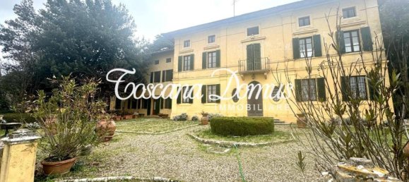 15 rooms Villa in Monteriggioni, Italy No. 32366 5