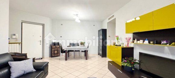 2 Schlafzimmer Wohnung in Paderno Dugnano, Italy, Nr. 341026 36