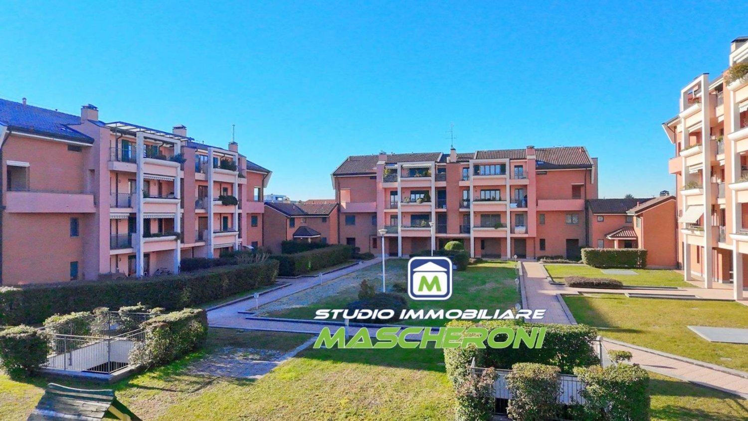 2 غرف نوم شقة في Paderno Dugnano, Italy رقم 341026