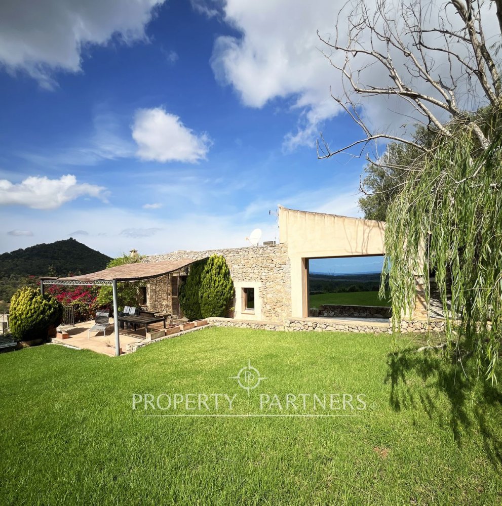 6 bedrooms House in Manacor, Spain No. 233943