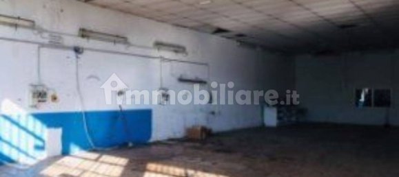 3 rooms Warehouse in Arezzo, Italy No. 160340 3