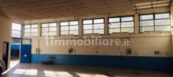 3 rooms Warehouse in Arezzo, Italy No. 160340 2
