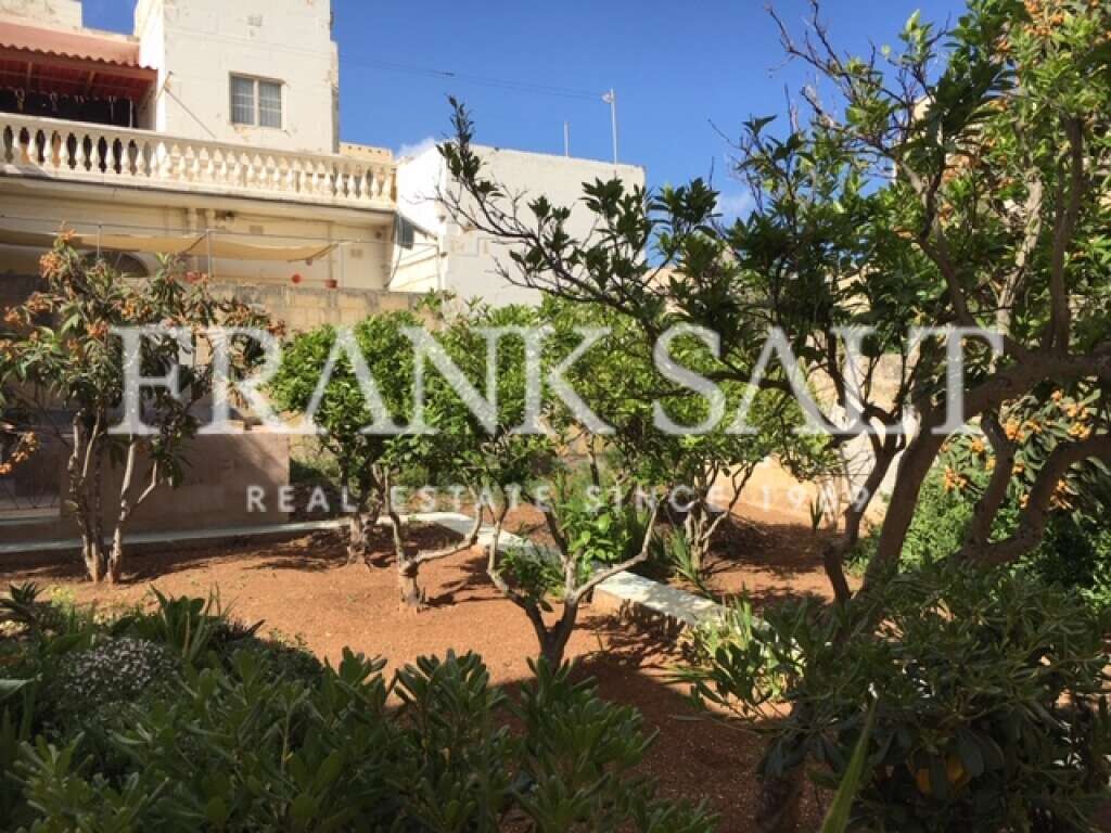 3 bedrooms House in Ghajnsielem, Malta No. 5677