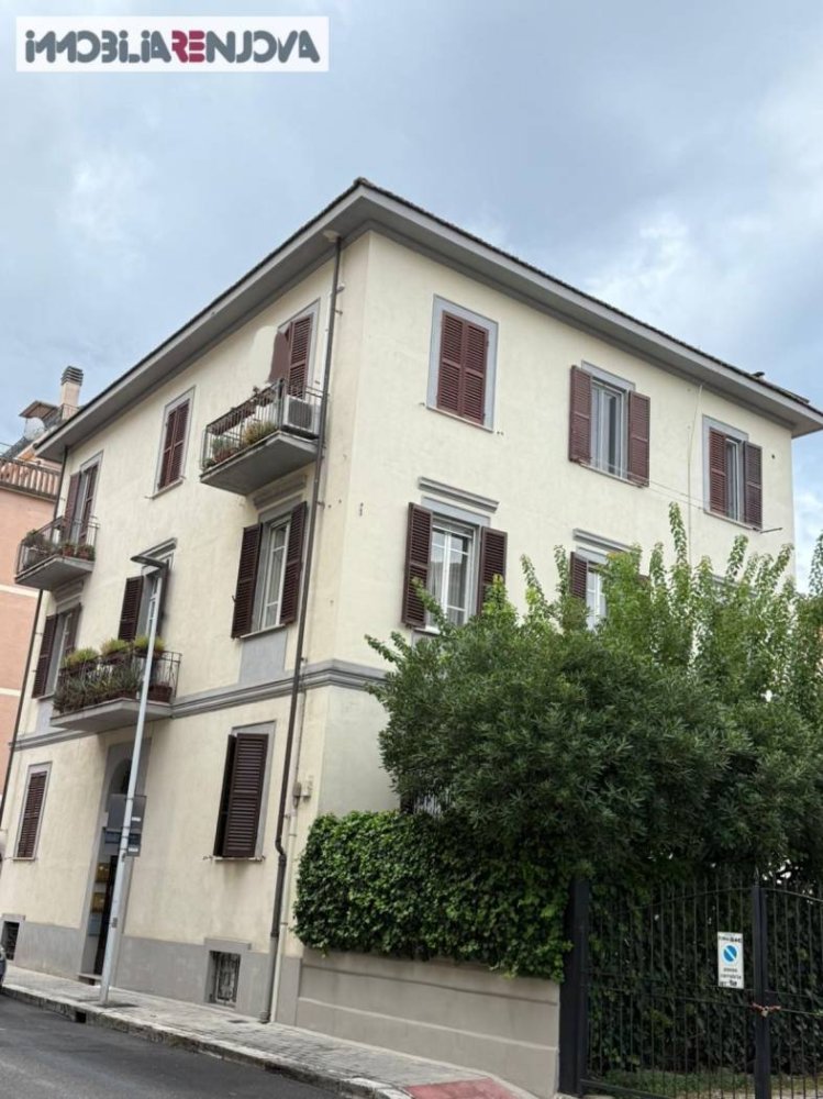 2 bedrooms Apartment in Terni, Italy No. 351614