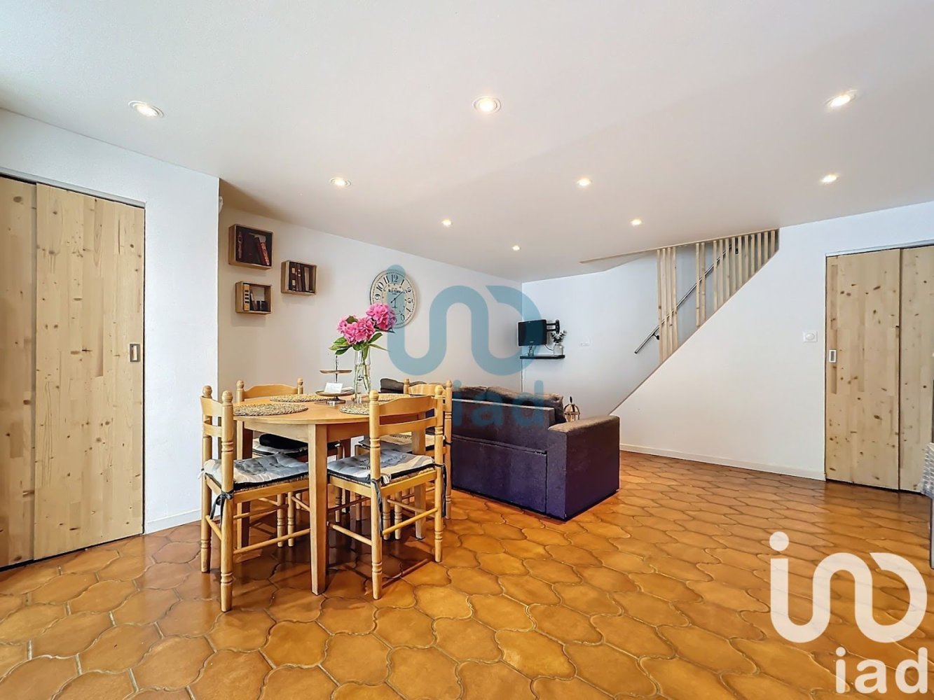 Дом с 2 комнатами в Вивье-о-Кур, Франция № 245699