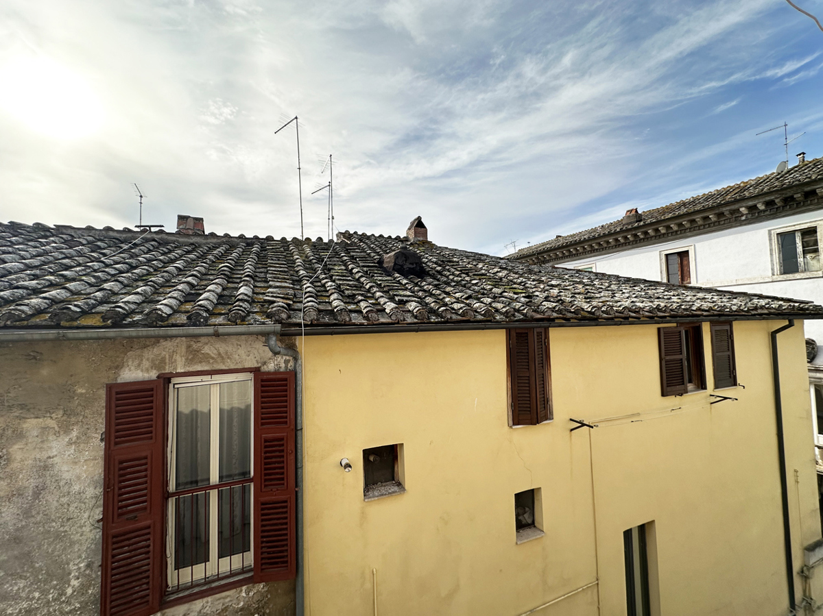 3 rooms Apartment in Civita Castellana, Italy No. 140941