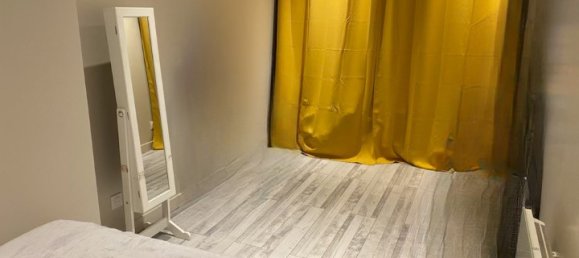 2 bedrooms Villa in Yerres, France No. 183431 6