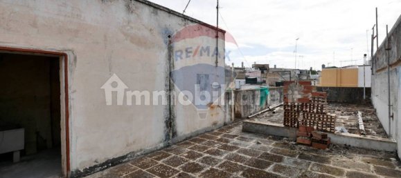 Дом с 2 спальнями в Нойкаттаро, Италия № 353214 15