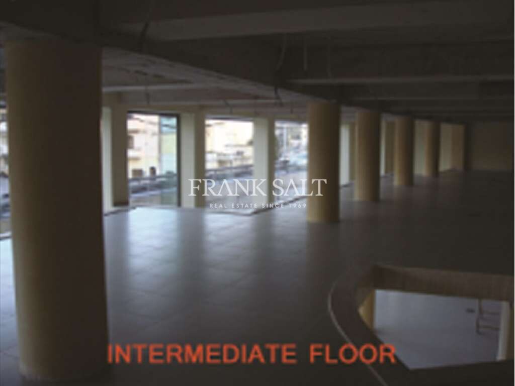  مبنى تجاري في Msida, Malta رقم 12790