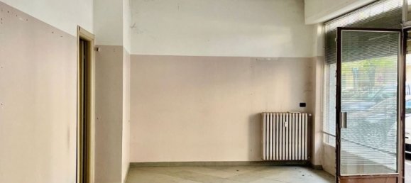 Коммерческая недвижимость 60м² в Асти, Италия № 68537 2