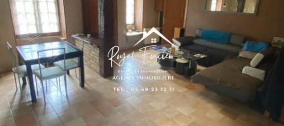 2 chambres Maison à Charnizay, France No. 242628 3