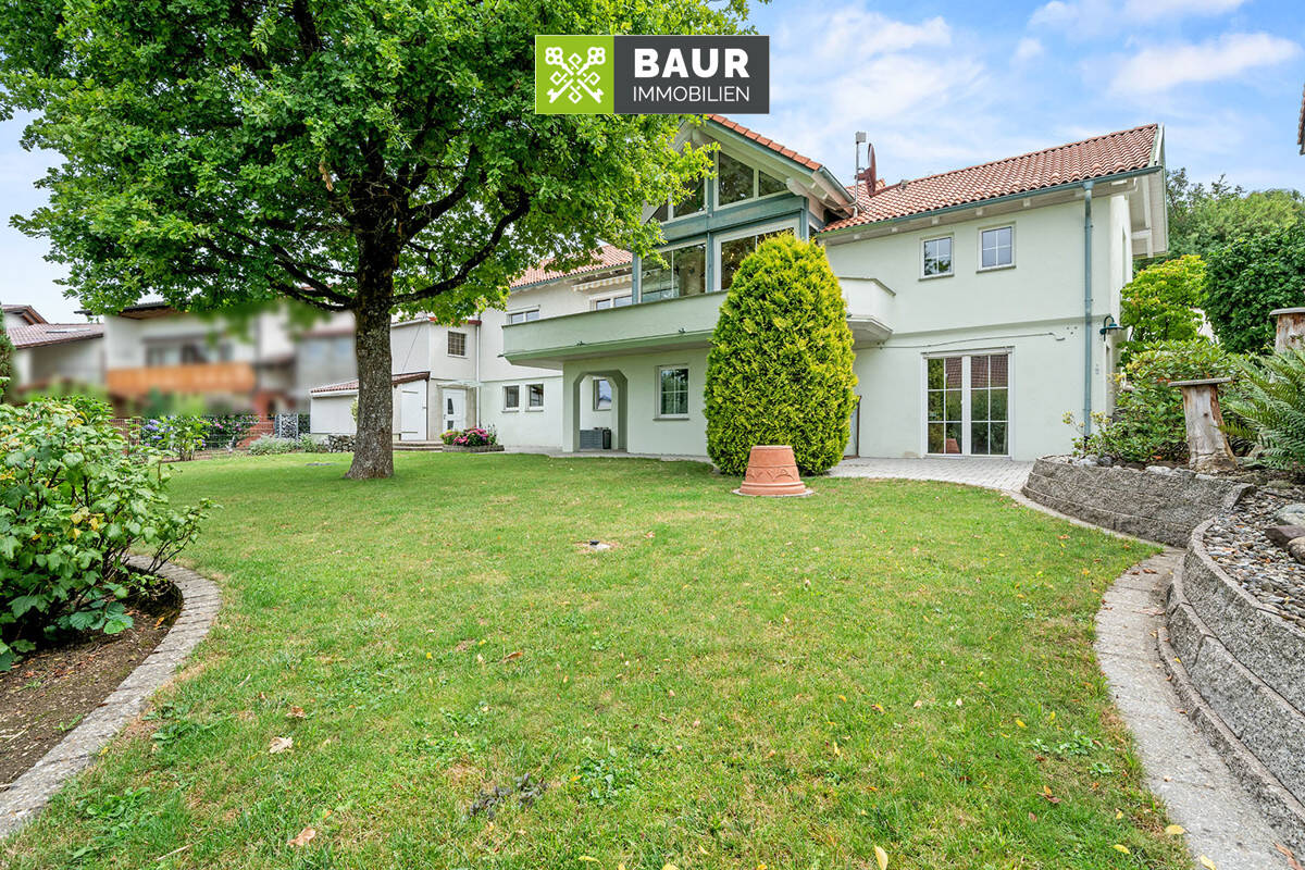 6 rooms House in Ravensburg, Germany No. 264815