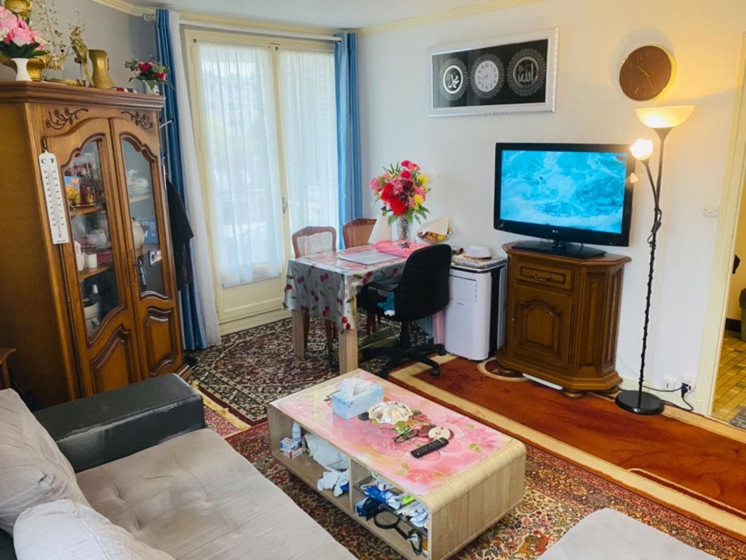 1 bedroom Apartment in Troyes, France No. 212852