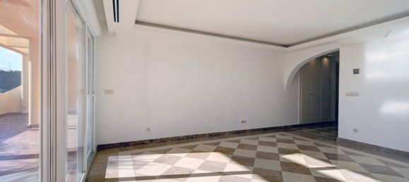 3 Schlafzimmer Wohnung in Marbella, Spain, Nr. 31198 11