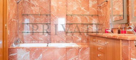 8 غرف نوم منزل في Quarteira, Portugal رقم 150140 32