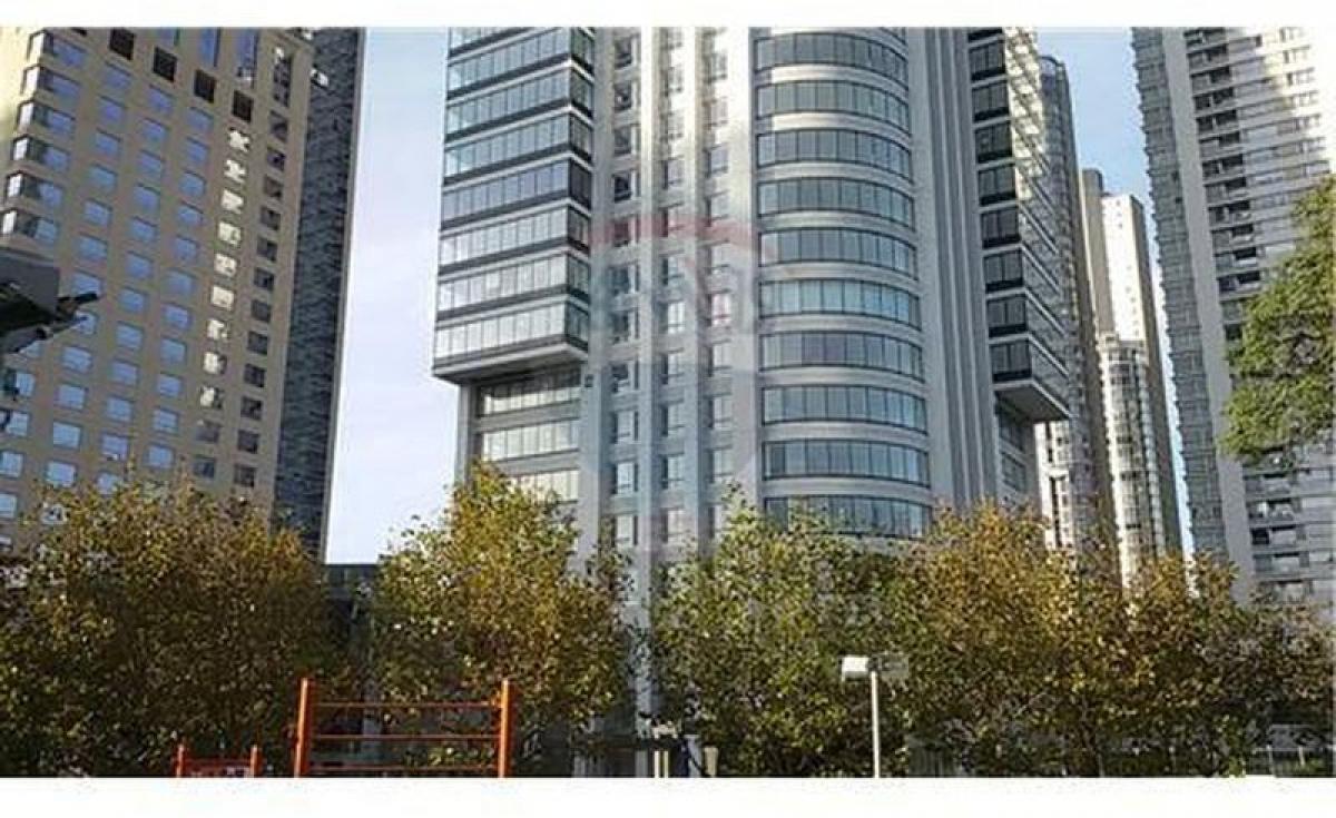 Apartamento de 3 dormitorios en Buenos Aires, Argentina No. 77679