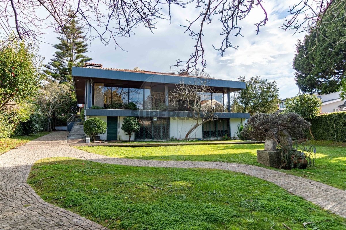 Casa de 10 dormitorios en Maia, Portugal No. 282676