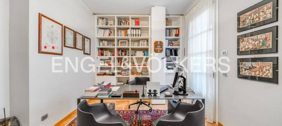 4 bedrooms Villa in Parabiago, Italy No. 126683 15