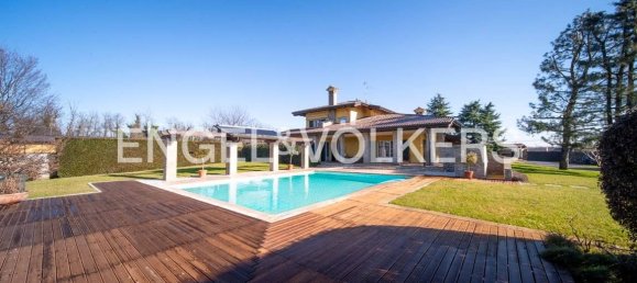 4 bedrooms Villa in Parabiago, Italy No. 126683 39