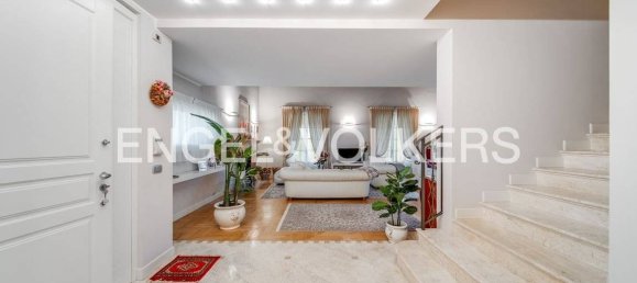 4 bedrooms Villa in Parabiago, Italy No. 126683 20