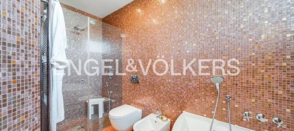 4 bedrooms Villa in Parabiago, Italy No. 126683 25