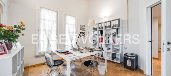 4 bedrooms Villa in Parabiago, Italy No. 126683 21