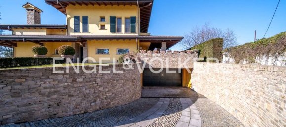 4 bedrooms Villa in Parabiago, Italy No. 126683 40