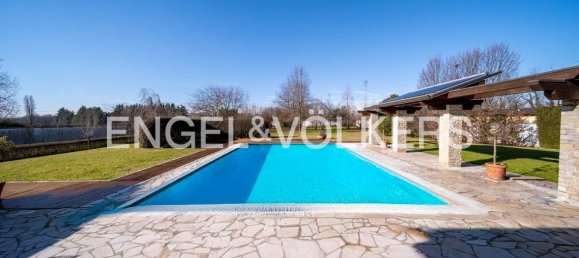 4 bedrooms Villa in Parabiago, Italy No. 126683 37