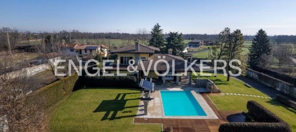 4 bedrooms Villa in Parabiago, Italy No. 126683 46