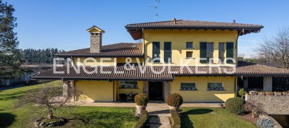 4 bedrooms Villa in Parabiago, Italy No. 126683 44