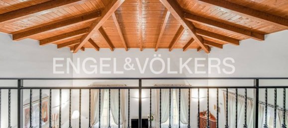 4 bedrooms Villa in Parabiago, Italy No. 126683 7