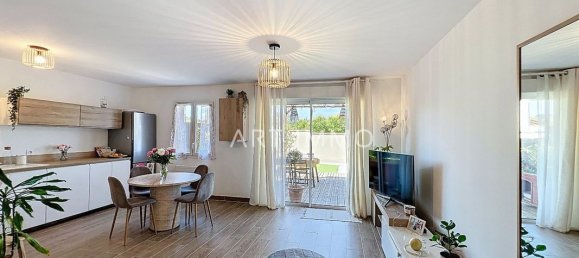3 bedrooms Villa in Robion, France No. 334794 5