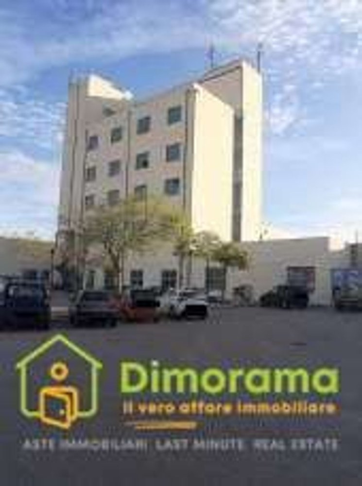 Büro in Livorno, Italy 600m², Nr. 345075