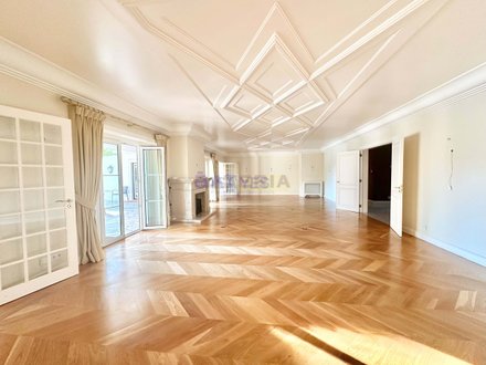 10 bedrooms Villa in Cascais, Portugal No. 182209