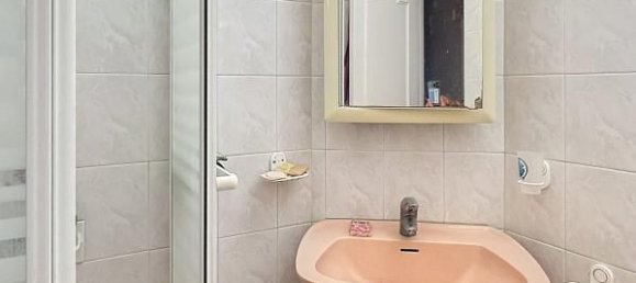 3 Schlafzimmer Wohnung in Garches, France, Nr. 174825 11