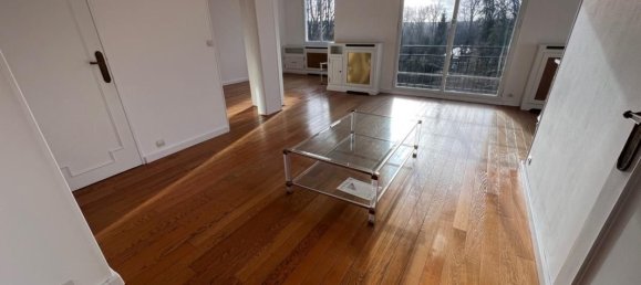 3 Schlafzimmer Wohnung in Garches, France, Nr. 174825 4