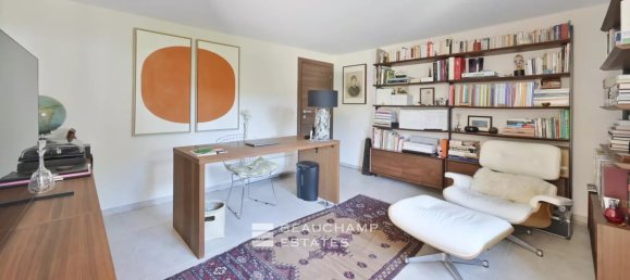 4 bedrooms Villa in Vallauris, France No. 291826 9