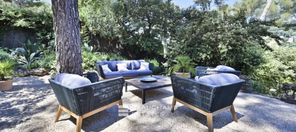 4 bedrooms Villa in Vallauris, France No. 291826 10