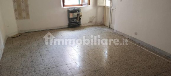 2 Schlafzimmer Haus in Massa, Italy, Nr. 165752 32