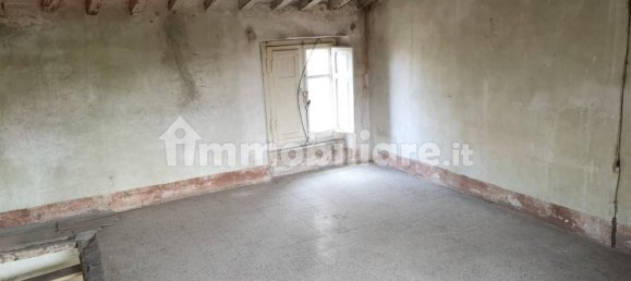 2 Schlafzimmer Haus in Massa, Italy, Nr. 165752 20