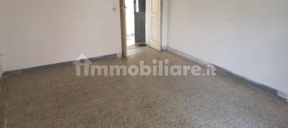 2 Schlafzimmer Haus in Massa, Italy, Nr. 165752 33