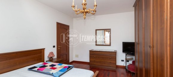 4 rooms Apartment in Fossano, Italy No. 289406 12